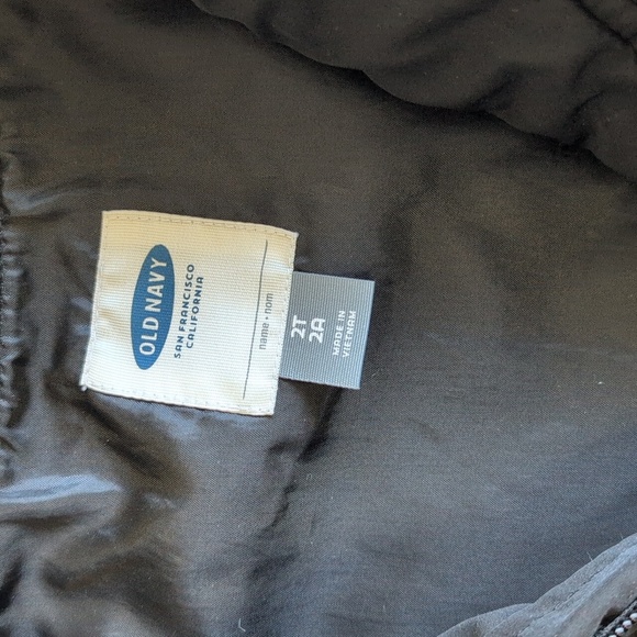 old navy black quilted fleece zip-up jacket with hood 2T toddler boys - Picture 2 of 9